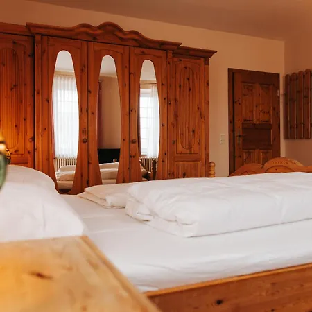 Unertl Braeustueberl Gaestehaus *