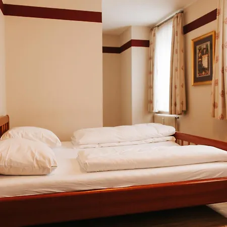 Bed and Breakfast Unertl Braeustueberl Gaestehaus *
