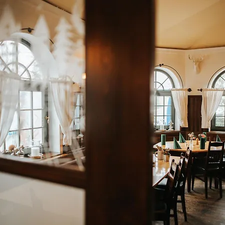 Unertl Braeustueberl Gaestehaus Haag in Oberbayern