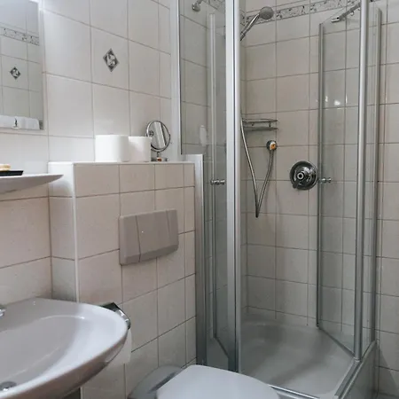 Unertl Braeustueberl Gaestehaus 3* Haag in Oberbayern